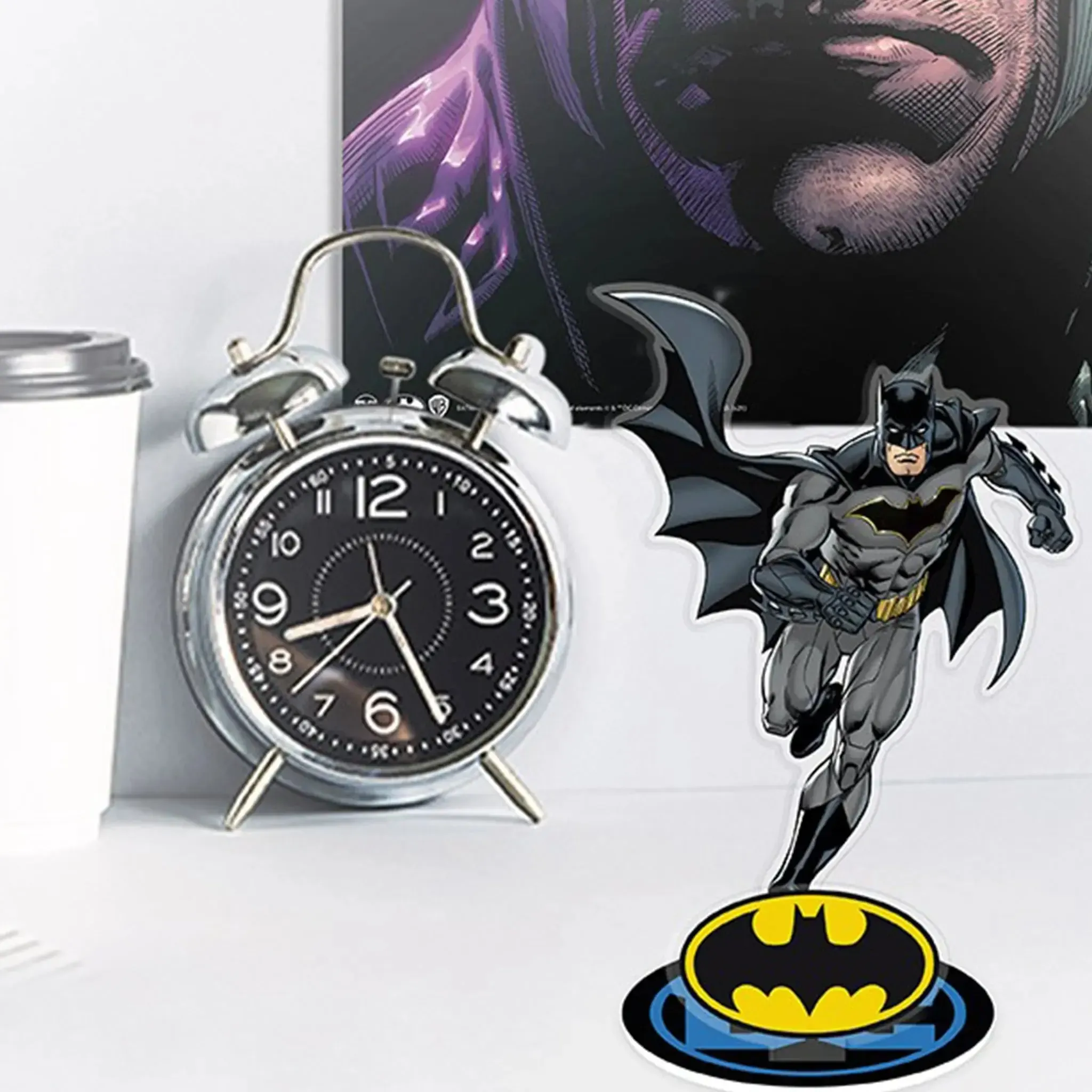 DC Comics [Batman] - Running Batman Standee Figure (4.25" Acrylic) - ABYstyle - Acryl Series - Image 4