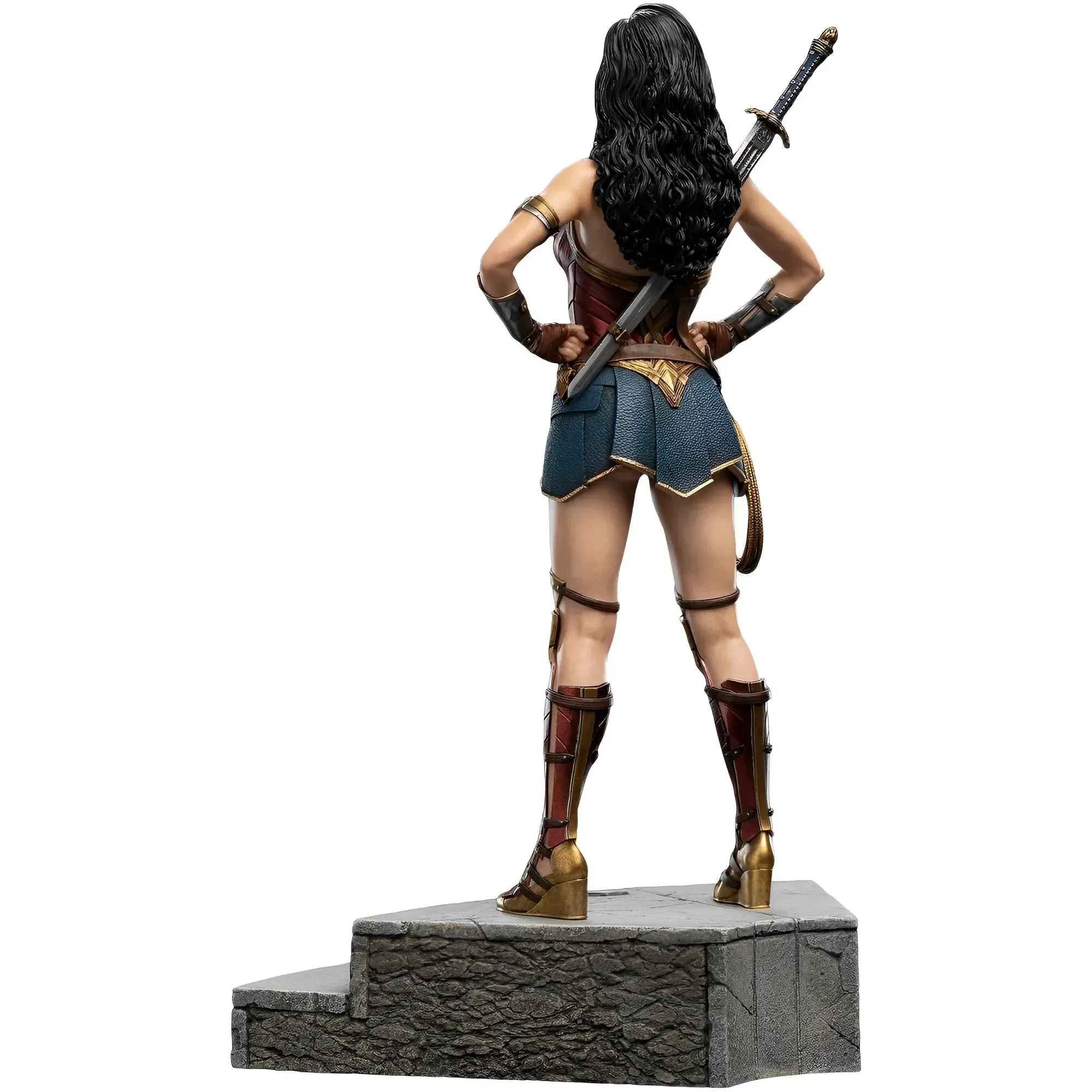 DC Comics [Zack Snyder's Justice League] - Wonder Woman Statue Figure (1:6 Scale, Limited Edition: 1 in 500) - Weta Workshop - Classic Trinity Series - Image 6