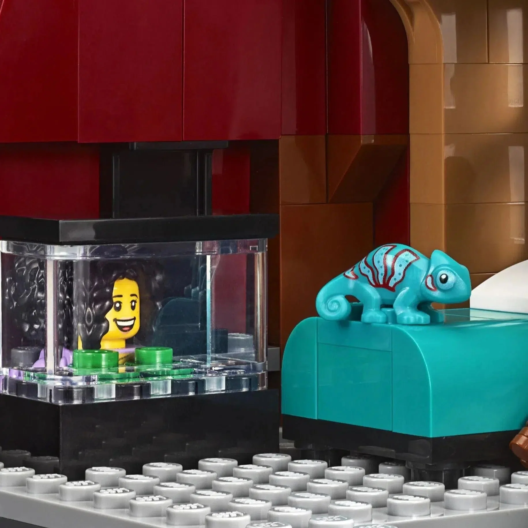 LEGO [Creator Expert] - Bookshop Building Set - Modular Buildings Collection Series (10270) - Image 9