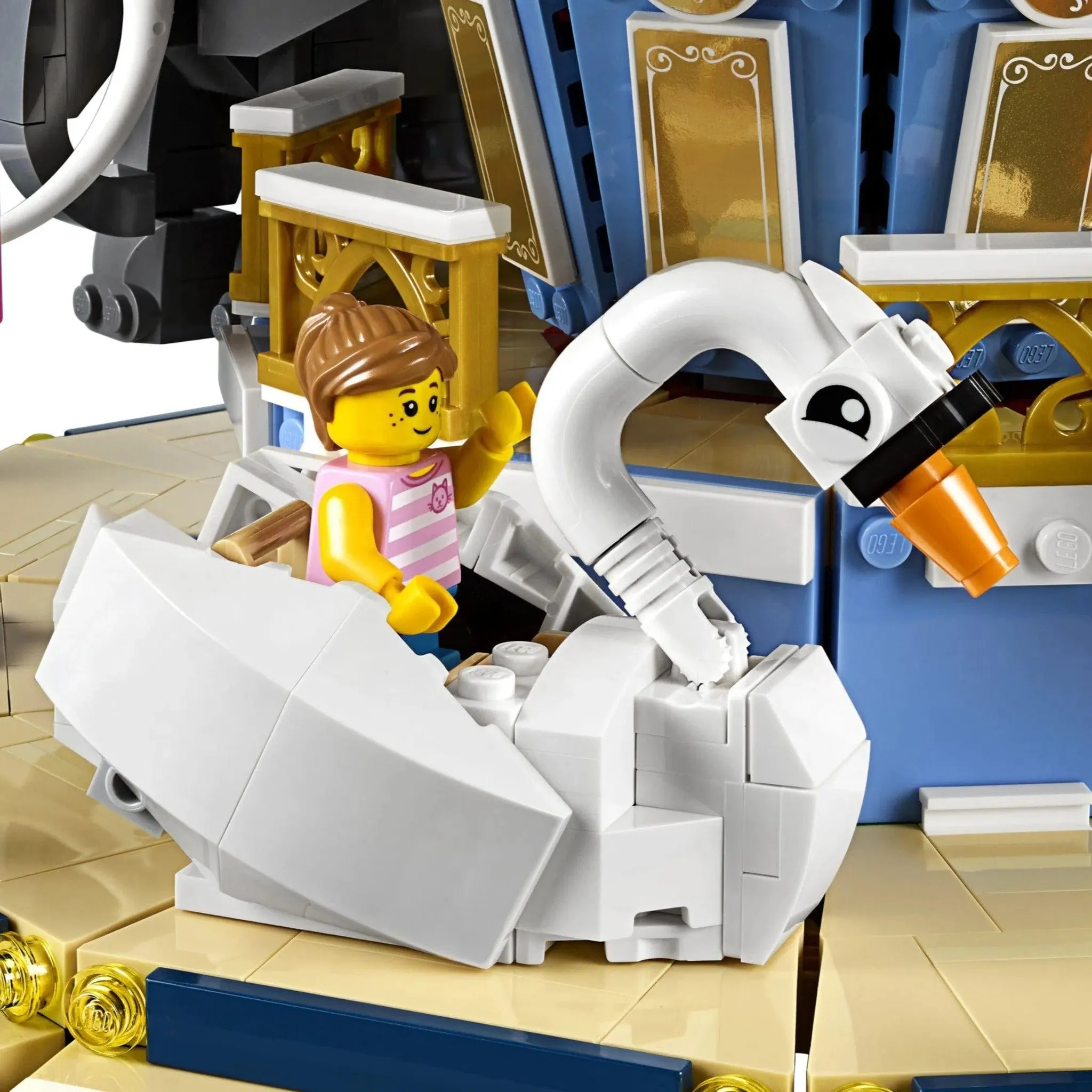LEGO [Creator Expert] - Carousel Building Set - Fairground Collection Series (10257) - Image 7