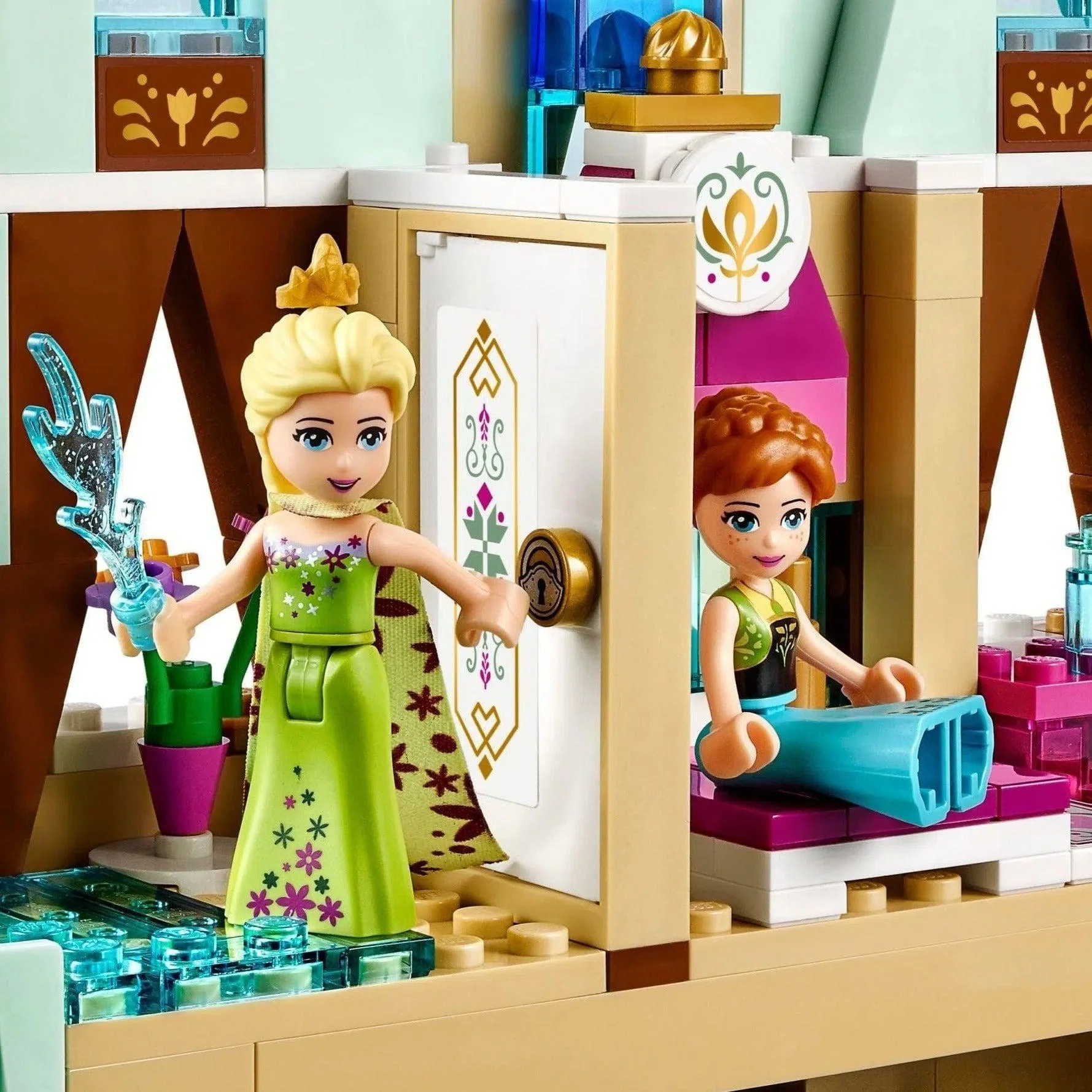 LEGO [Disney] - Arendelle Castle Celebration Building Set - Frozen Series (41068) - Image 6