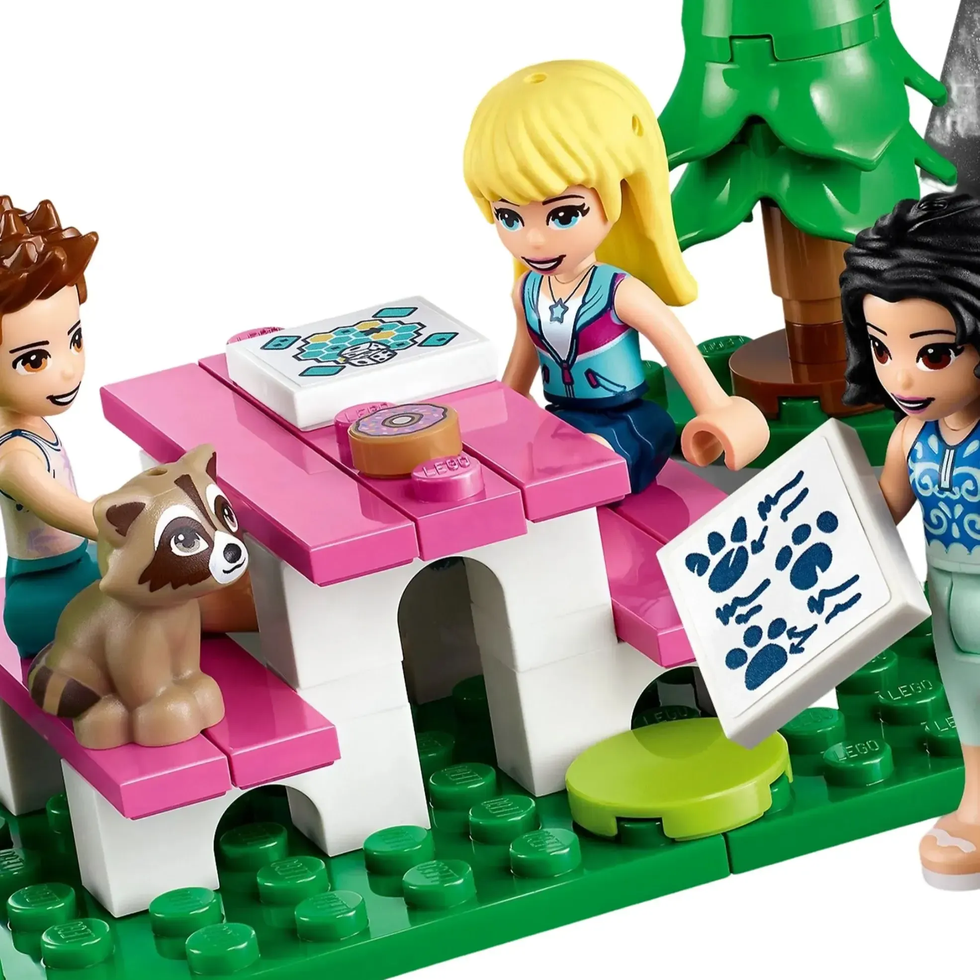 LEGO [Friends] - Forest Camper Van and Sailboat Building Set - Forest Series (41681) - Image 10