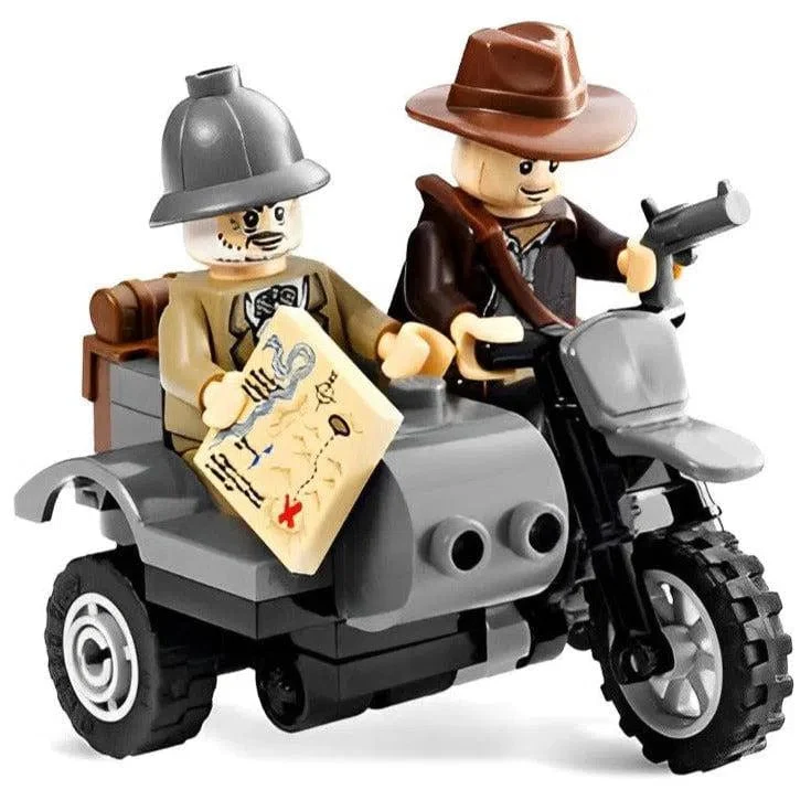LEGO [Indiana Jones] - Indiana Jones Motorcycle Chase Building Set - Last Crusade Series (7620) - Image 3