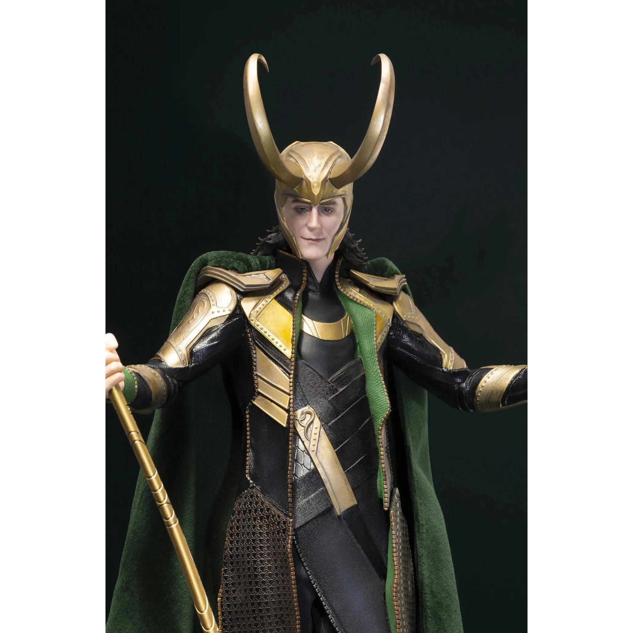 Marvel [Avengers] - Loki Statue Figure (1:6 Scale) - Kotobukiya - ArtFX Series - Image 3