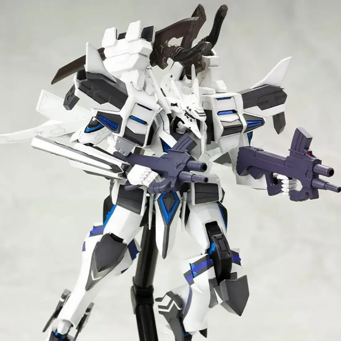 Muv-Luv Alternative: Total Eclipse - Yuya Bridges Mecha Shiranui Second Phase3 Ki Full Action Figure Model Kit (1:144 Scale, Plastic) - Kotobukiya - Image 11