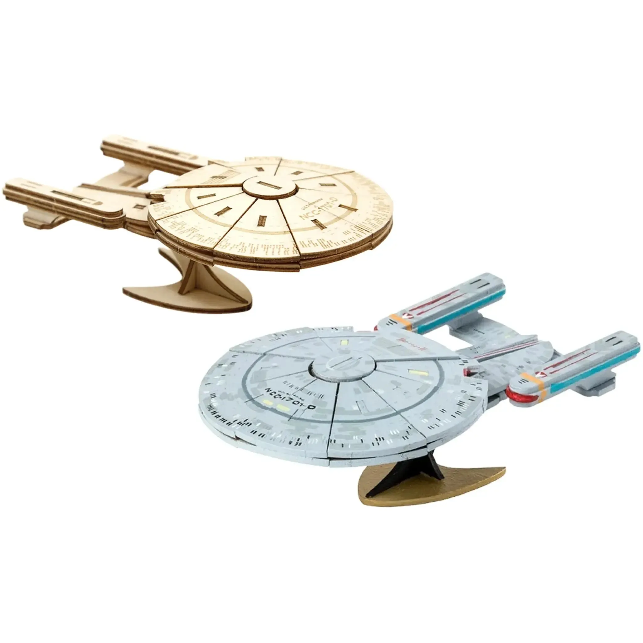 Star Trek: The Next Generation - U.S.S. Enterprise Book & 3D Model Kit (Wood) - Insights Editions - IncrediBuilds Series - (2018) - Image 2