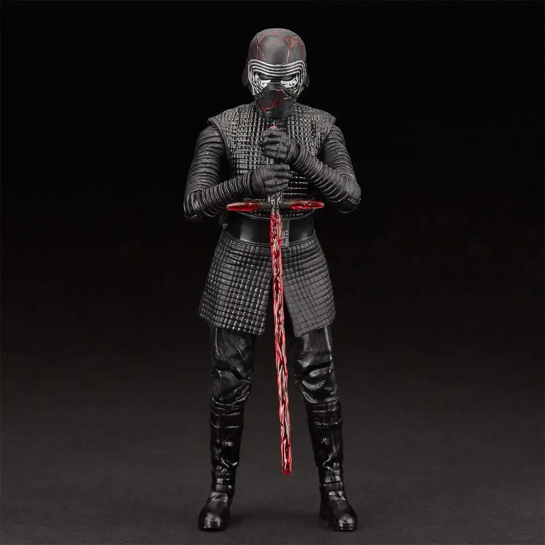Star Wars - Supreme Leader Kylo Ren Action Figure (6") - Hasbro - The Black Series - Image 4