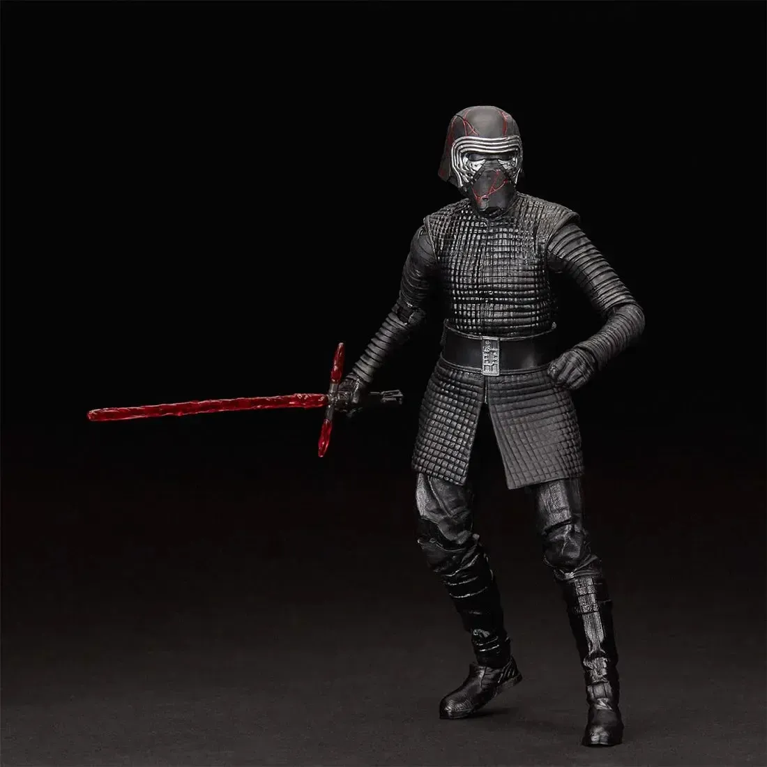 Star Wars - Supreme Leader Kylo Ren Action Figure (6") - Hasbro - The Black Series - Image 5