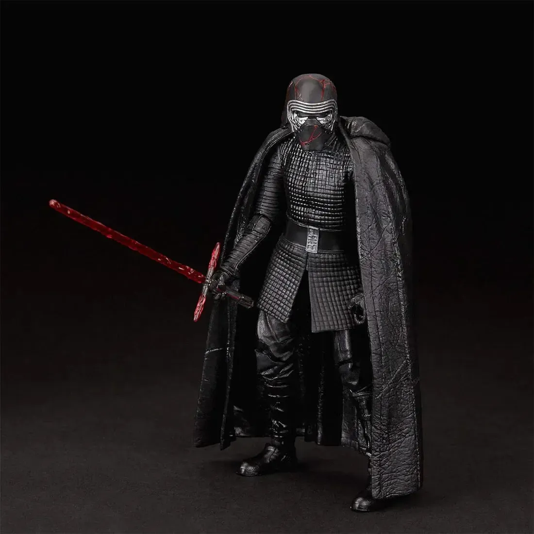 Star Wars - Supreme Leader Kylo Ren Action Figure (6") - Hasbro - The Black Series - Image 6