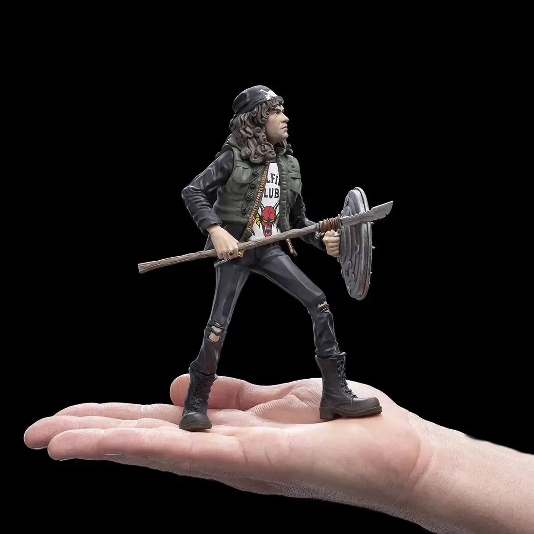 Stranger Things - Eddie Munson with Shield Figure (6.36", Limited Edition: 1 of 3,000) - Weta Workshop - Mini Epics Series (16) - Image 7