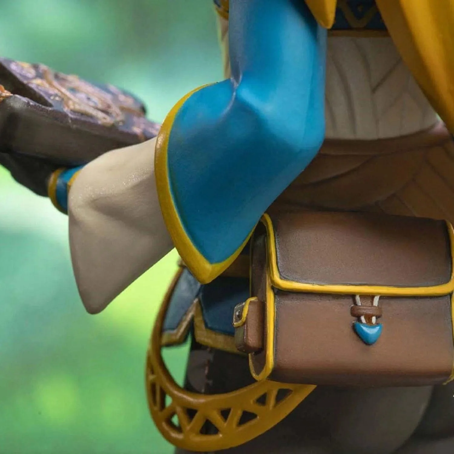 The Legend of Zelda: Breath of the Wild - Princess Zelda Figure (10") - First 4 Figures - Image 10