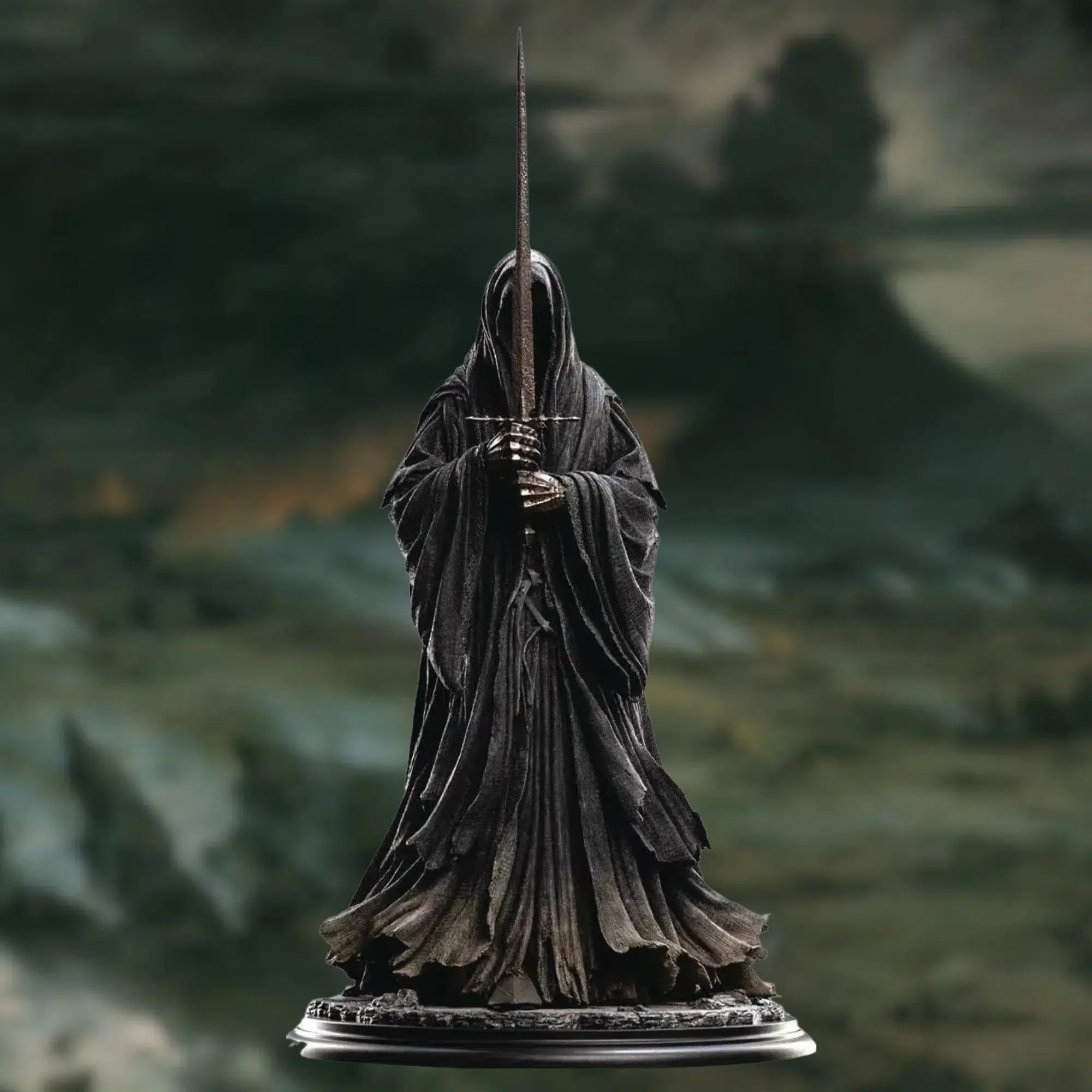 The Lord of the Rings - "Ringwraith of Mordor" Nazgûl Statue Figure (1:6 Scale) - Weta Workshop - The Lord of the Rings 20th Anniversary Classic Series - Image 7