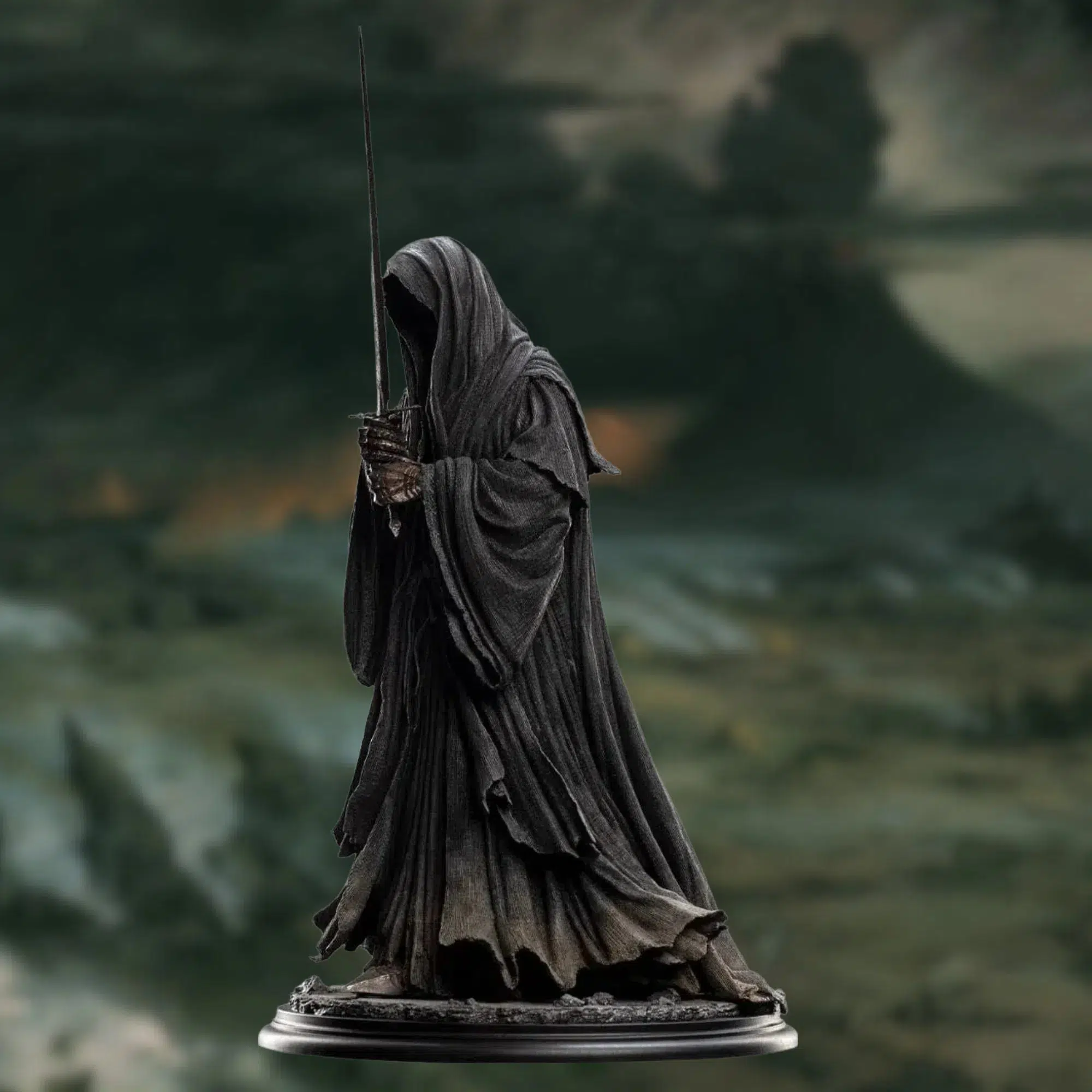 The Lord of the Rings - "Ringwraith of Mordor" Nazgûl Statue Figure (1:6 Scale) - Weta Workshop - The Lord of the Rings 20th Anniversary Classic Series - Image 9