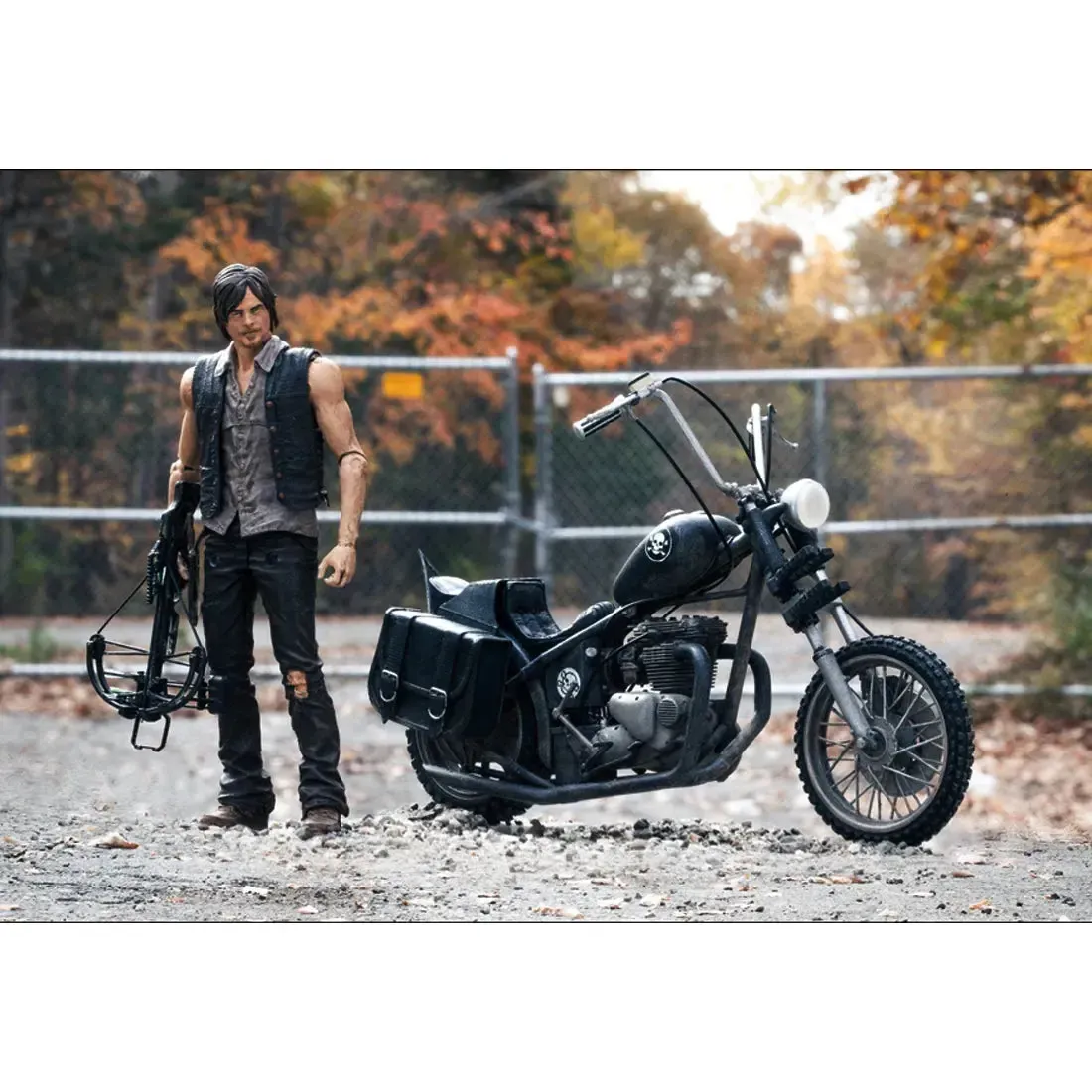 The Walking Dead - Daryl Dixon with Chopper Motorcycle Action Figure Set (5") - McFarlane Toys - Image 6